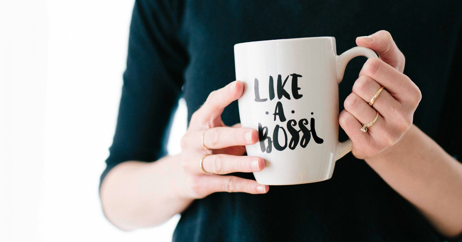 Frau mit Tasse: Like a Bossi