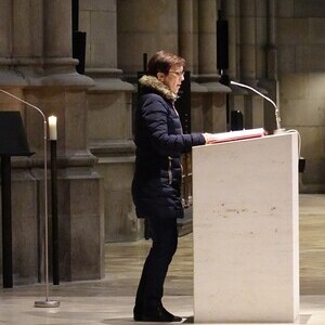 ORGEL.LITURGIE: Sonatore del Regno (Puccini) / © Dommusikverein Linz/Stefanie Petelin Kantorin Eva Freilinger beim Antwortpsalm